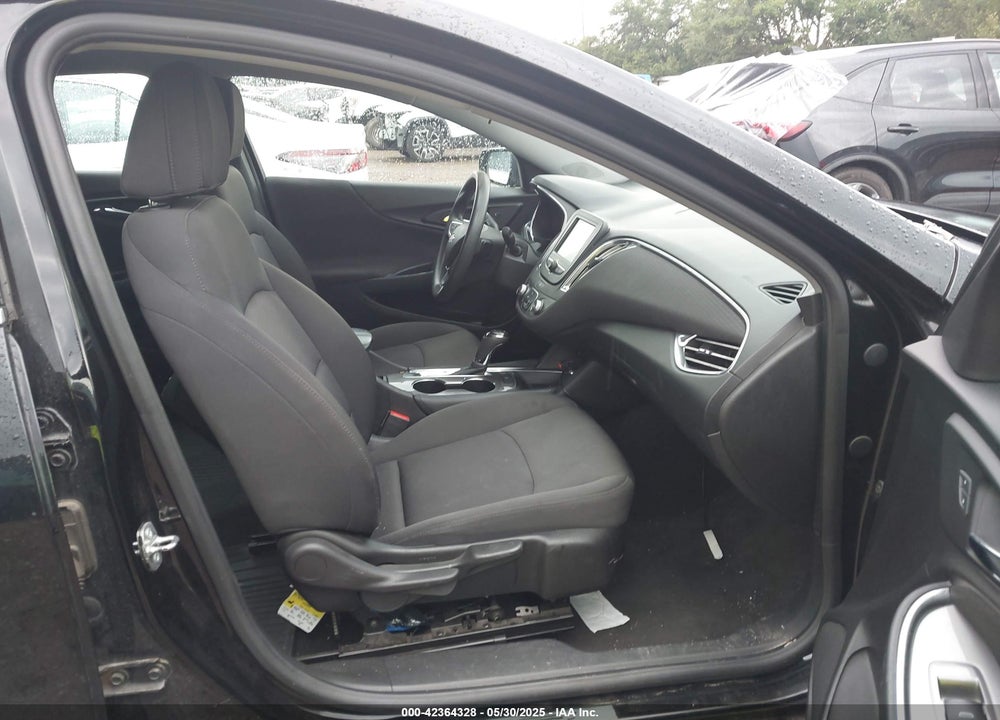 2018 CHEVROLET MALIBU VIN: 1G1ZD5STXJF273728