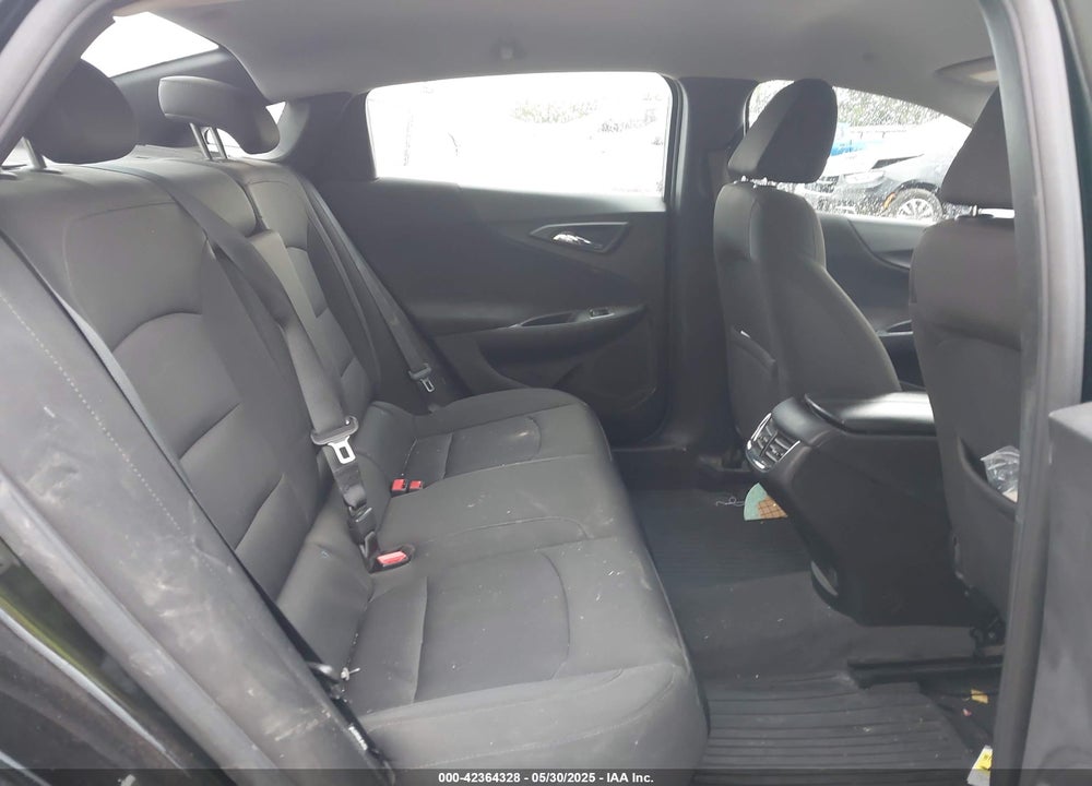 2018 CHEVROLET MALIBU VIN: 1G1ZD5STXJF273728