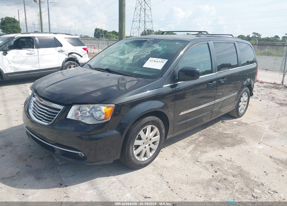 2016 CHRYSLER TOWN & COUNTRY VIN: 2C4RC1BGXGR230272