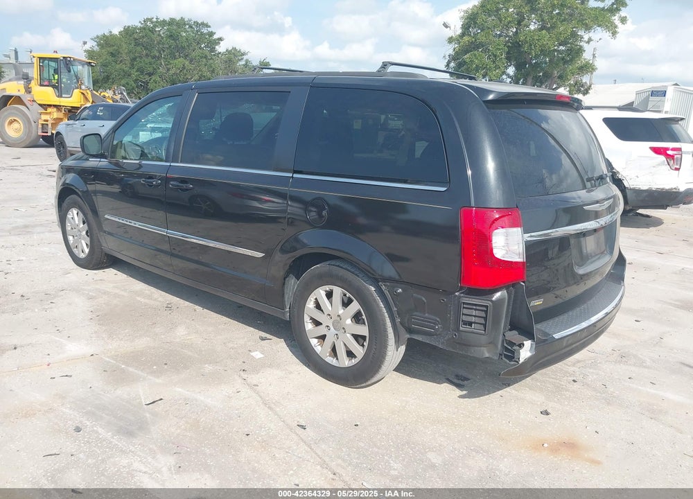 2016 CHRYSLER TOWN & COUNTRY VIN: 2C4RC1BGXGR230272