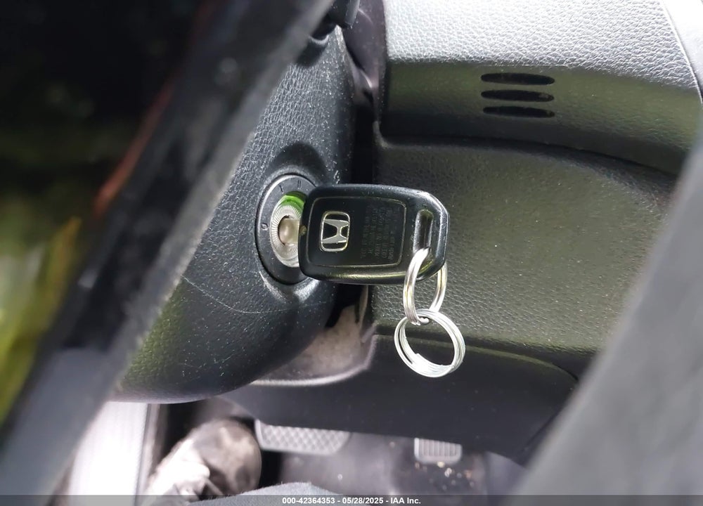 2016 HONDA ACCORD VIN: 1HGCR2F33GA217015