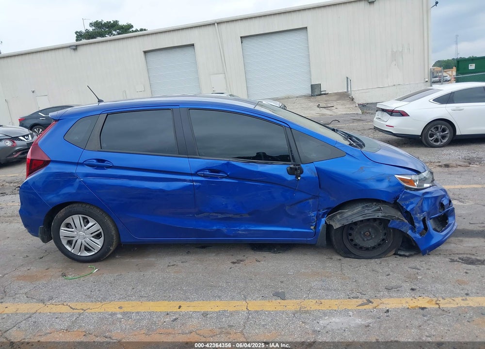 2018 HONDA FIT LX VIN: 3HGGK5H49JM728302
