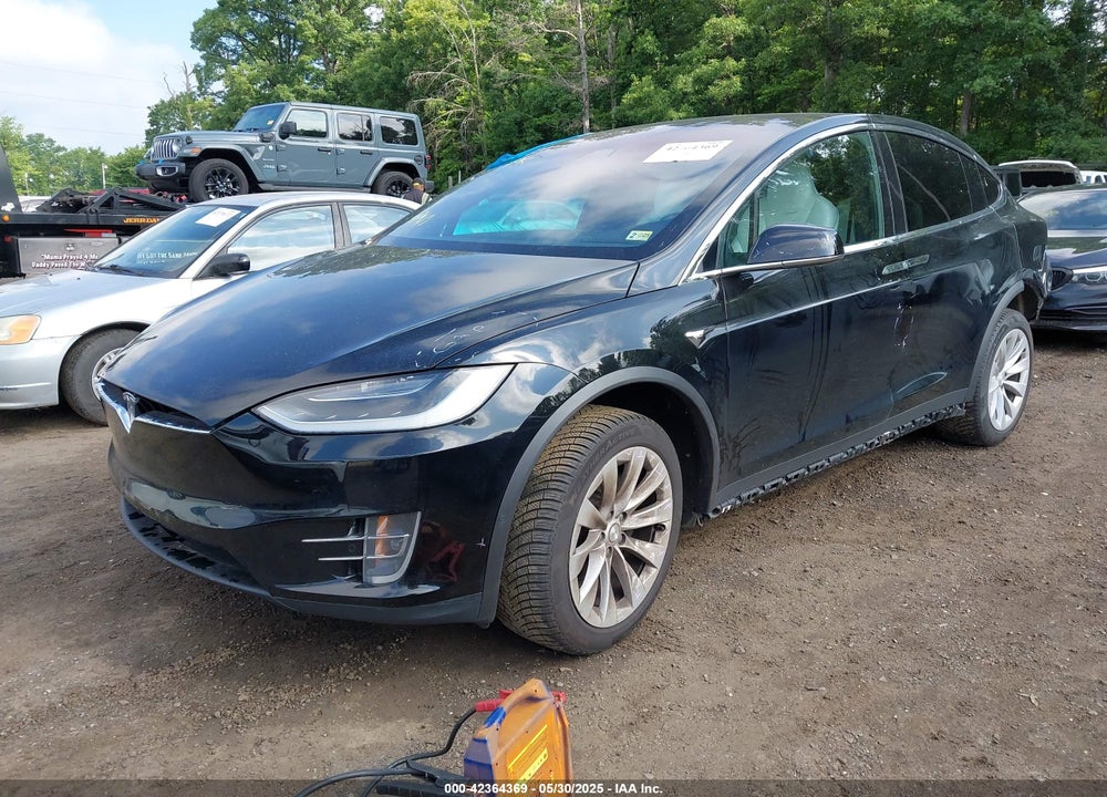 2017 TESLA MODEL X 100D/75D/90D VIN: 5YJXCBE26HF056758