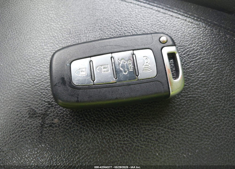 2013 HYUNDAI SONATA HYBRID VIN: KMHEC4A4XDA098830