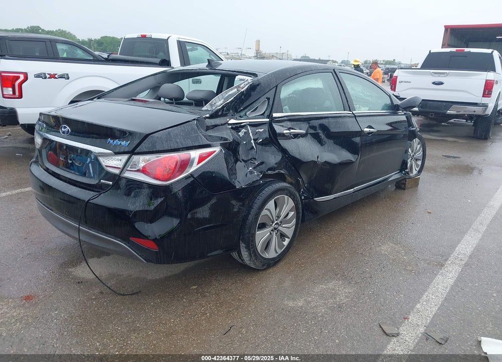 2013 HYUNDAI SONATA HYBRID VIN: KMHEC4A4XDA098830
