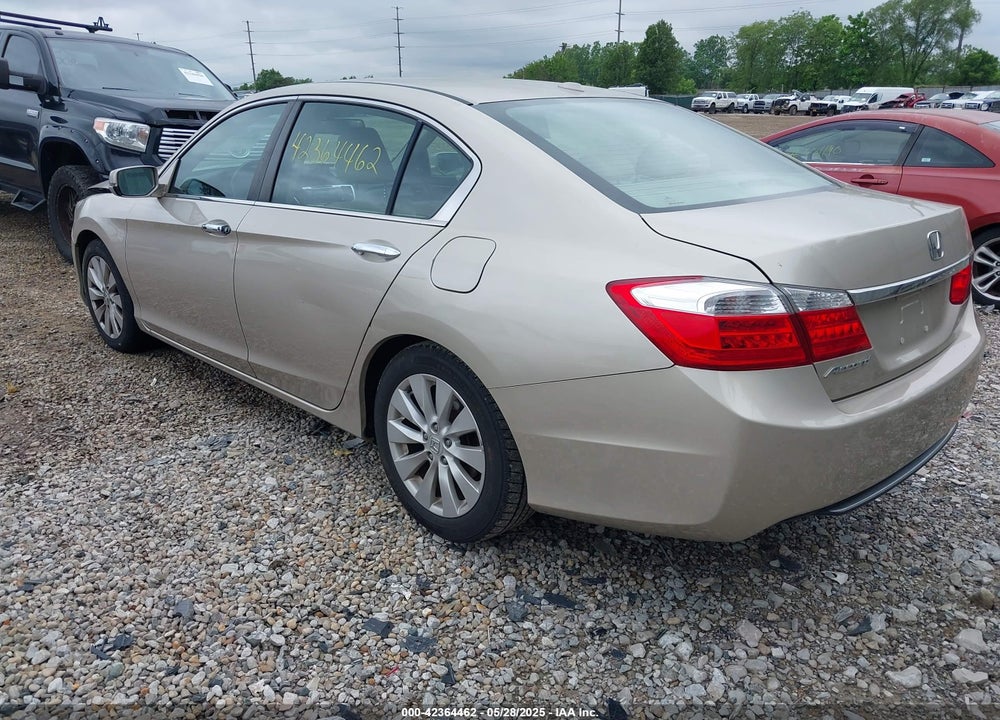 2013 HONDA ACCORD VIN: 1HGCR2F84DA194318