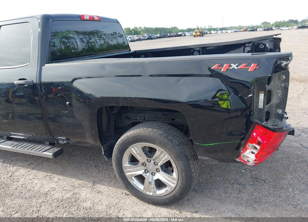 2019 CHEVROLET SILVERADO 1500 LD VIN: 2GCVKMEC8K1161441