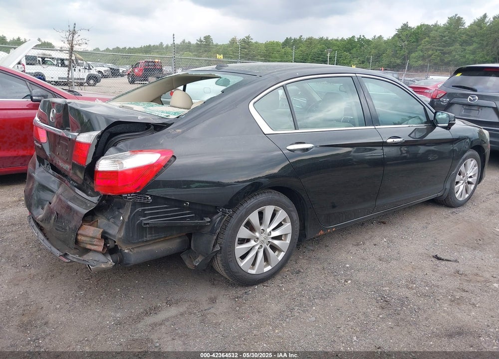 2013 HONDA ACCORD EX-L V-6 VIN: 1HGCR3F82DA041023