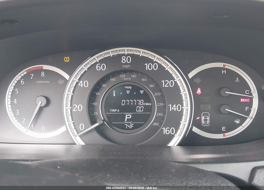 2013 HONDA ACCORD EX-L V-6 VIN: 1HGCR3F82DA041023