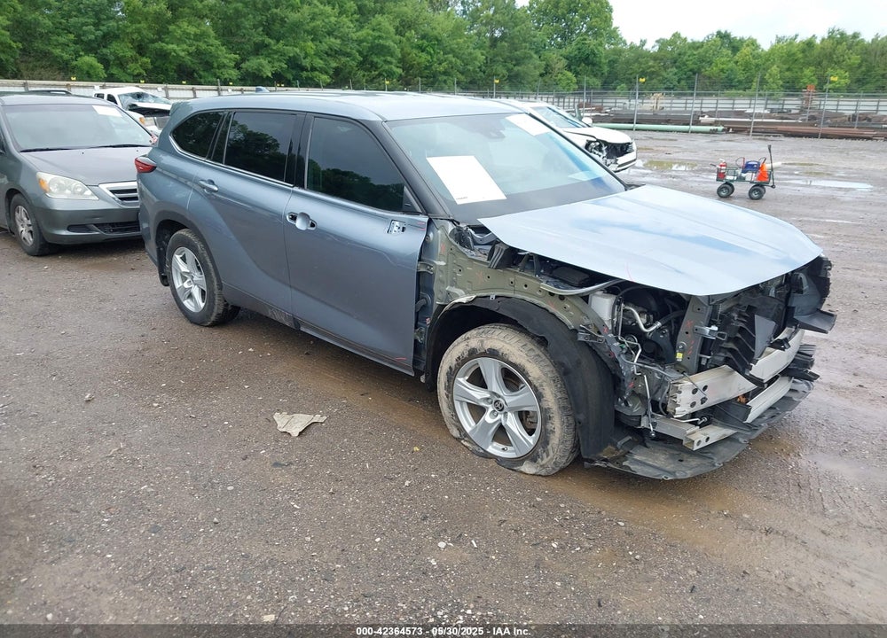 2021 TOYOTA HIGHLANDER L/LE VIN: 5TDZZRAH8MS032512