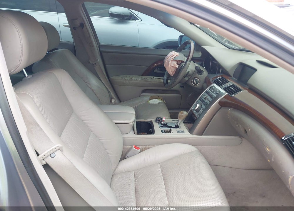2006 ACURA RL VIN: JH4KB16576C002362