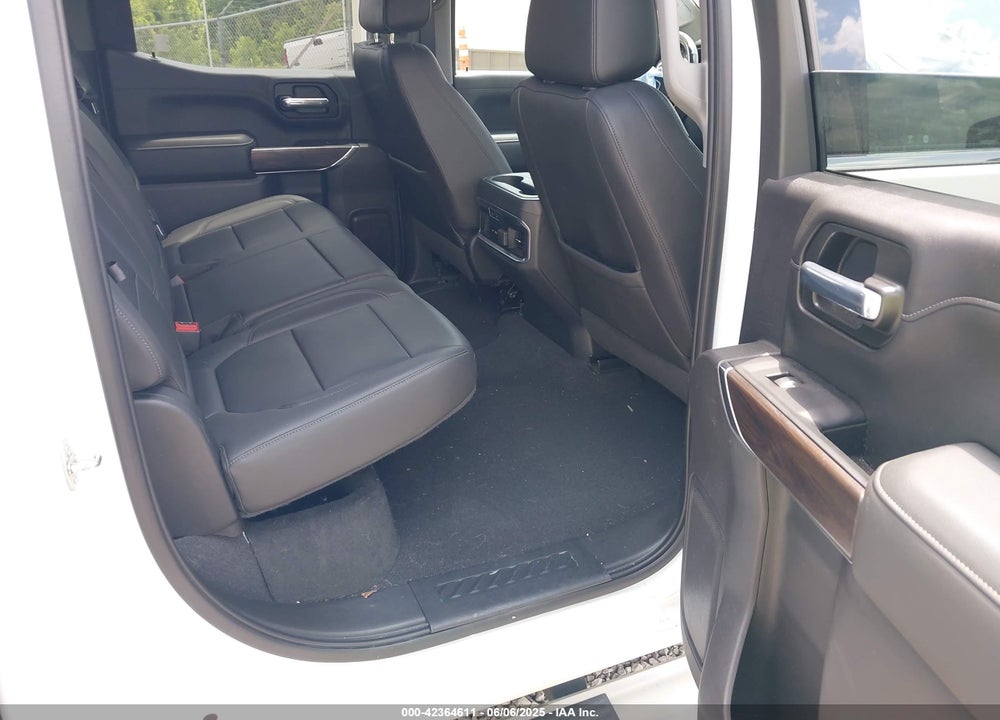 2020 GMC SIERRA K1500 SLT VIN: 3GTU9DED8LG360708