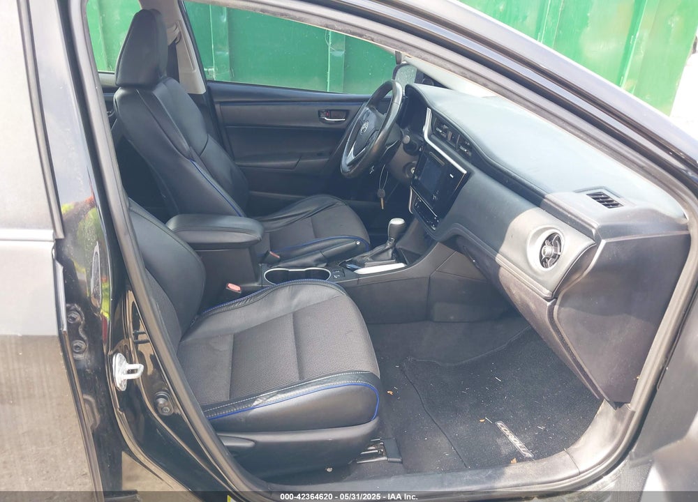 2017 TOYOTA COROLLA L/LE/XLE/SE/XSE VIN: 5YFBURHE3HP621235