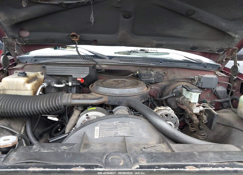 1988 GMC GMT-400 C1500 VIN: 1GTDC14H6JE505818