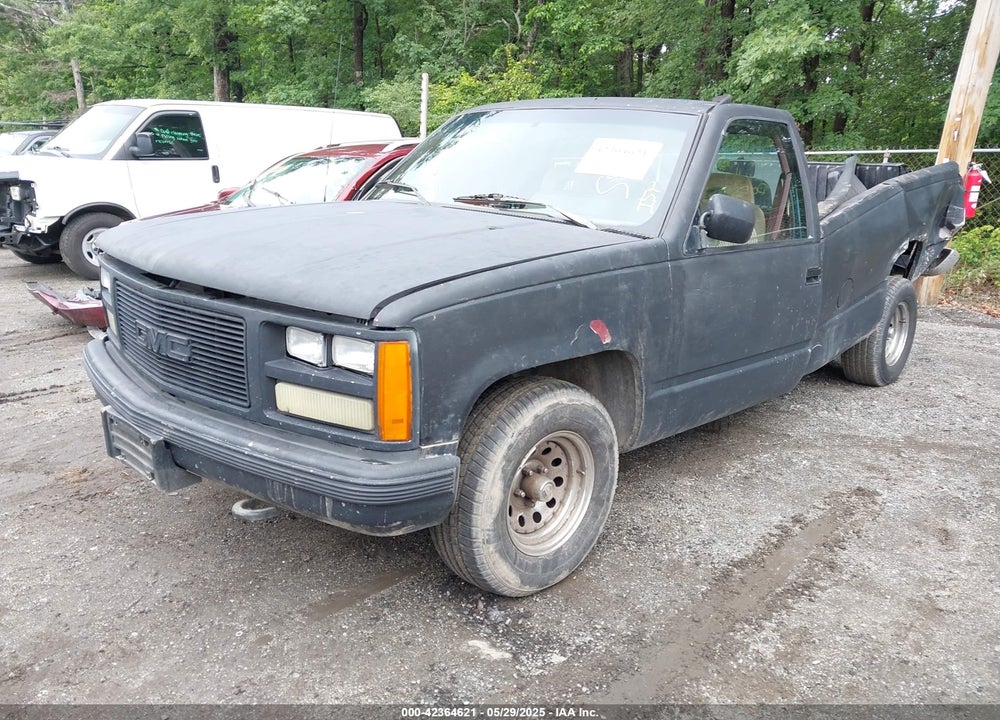 1988 GMC GMT-400 C1500 VIN: 1GTDC14H6JE505818