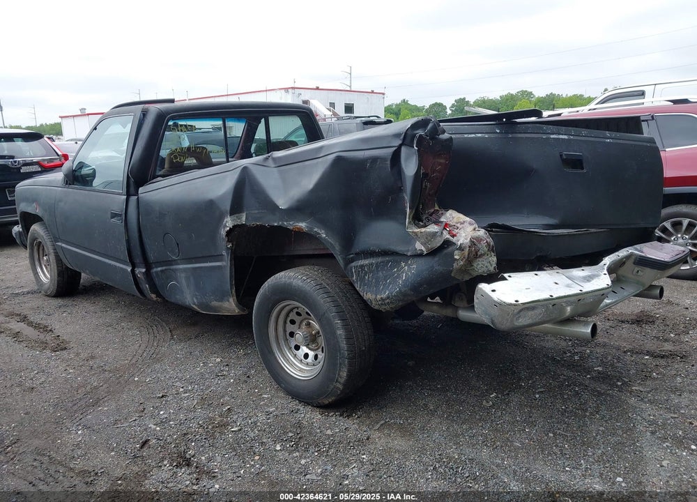1988 GMC GMT-400 C1500 VIN: 1GTDC14H6JE505818