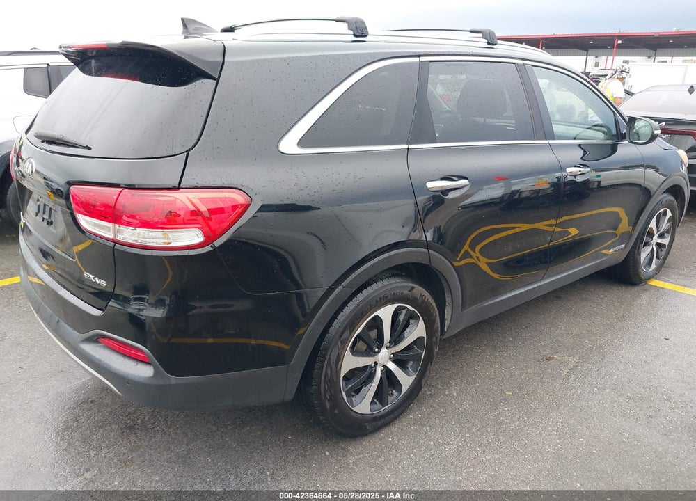 2016 KIA SORENTO VIN: 5XYPHDA56GG133679