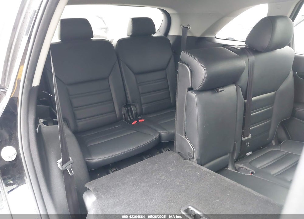 2016 KIA SORENTO VIN: 5XYPHDA56GG133679