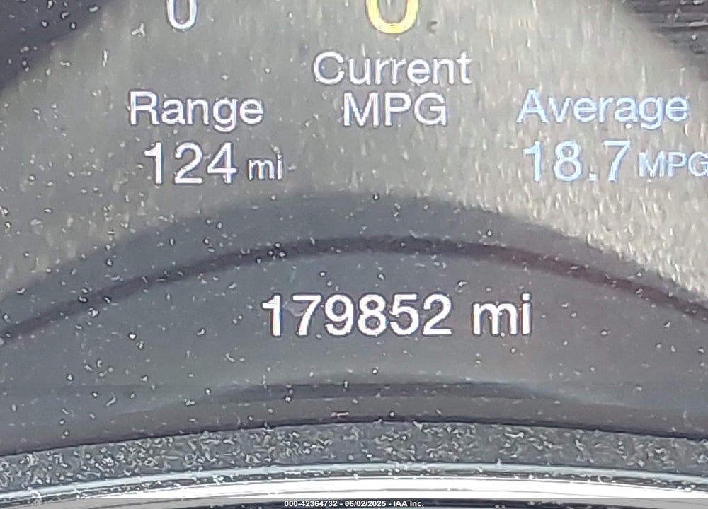2017 JEEP GRAND CHEROKEE VIN: 1C4RJFBG8HC776128