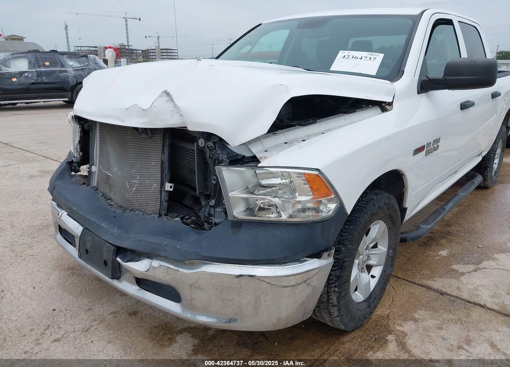 2016 RAM 1500 VIN: 1C6RR6KM3GS311332