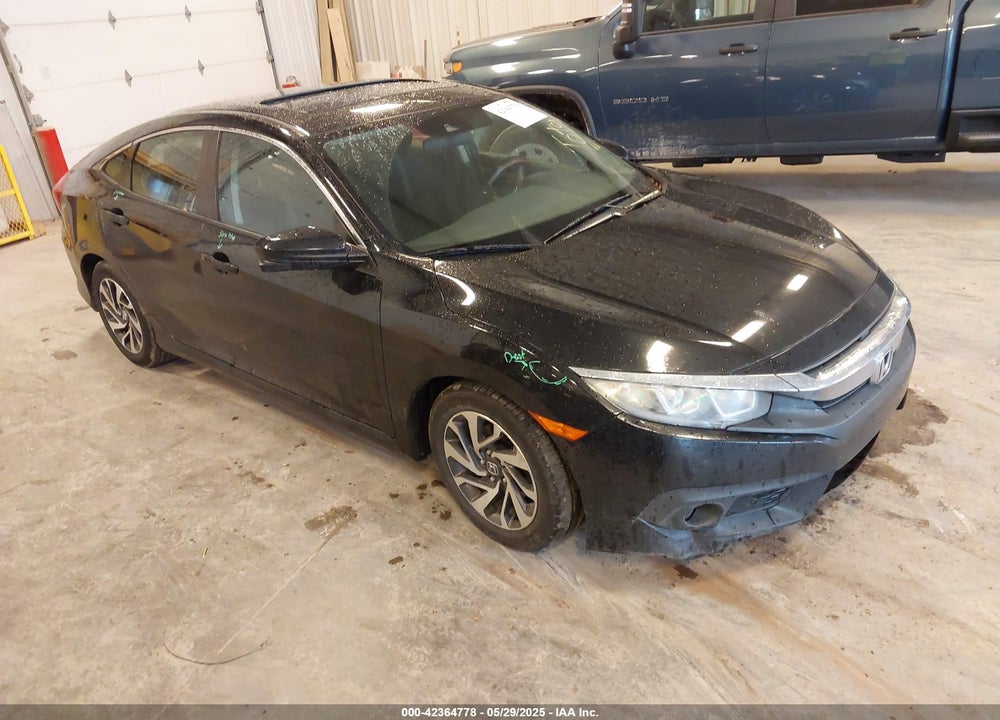 2016 HONDA CIVIC VIN: 2HGFC2F81GH500833