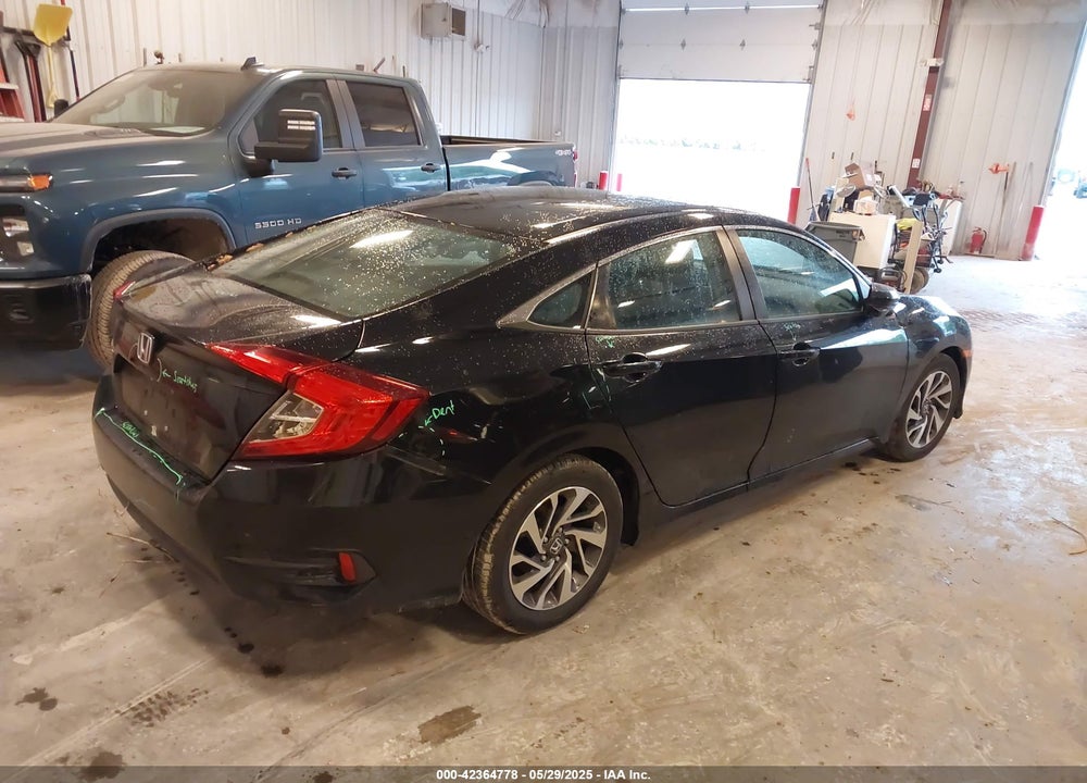 2016 HONDA CIVIC VIN: 2HGFC2F81GH500833