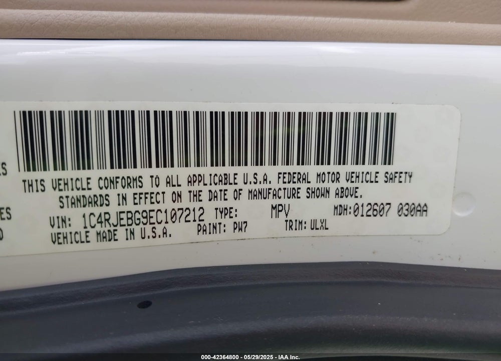 2014 JEEP GRAND CHEROKEE LIMITED VIN: 1C4RJEBG9EC107212