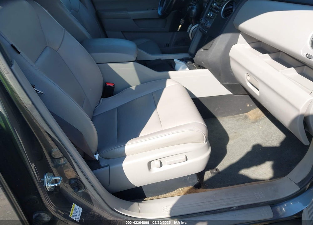 2013 HONDA PILOT EX-L VIN: 5FNYF4H59DB056695