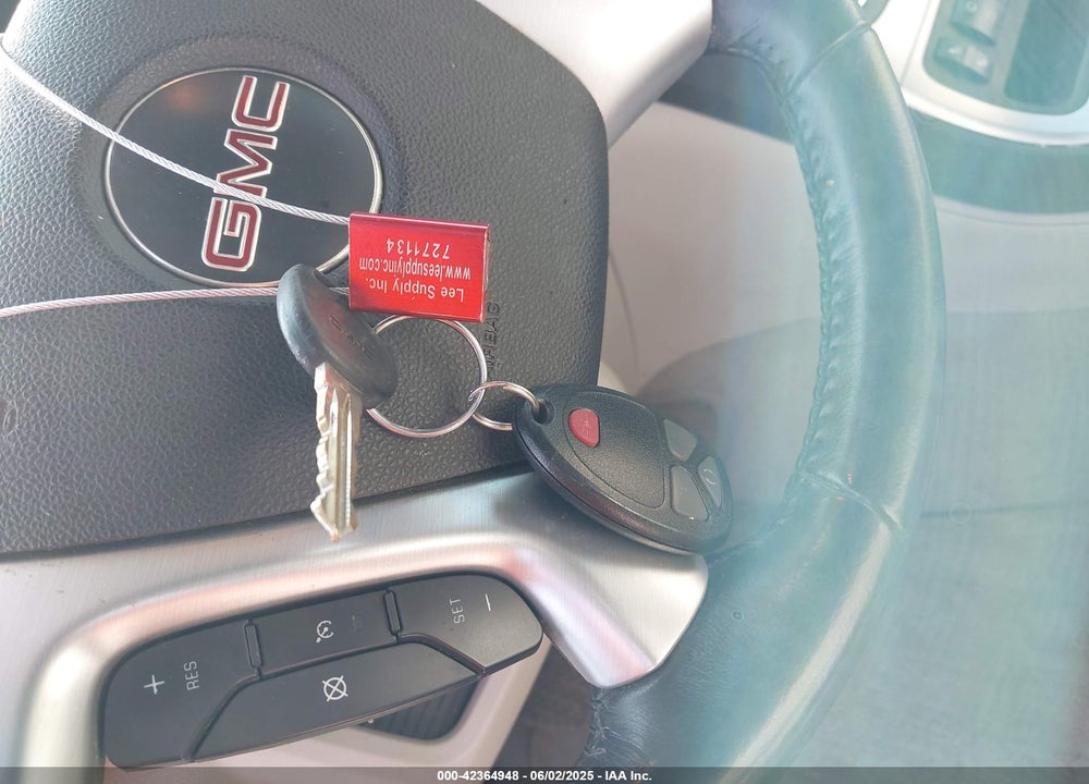 2008 GMC ACADIA SLT-1 VIN: 1GKEV23748J253652