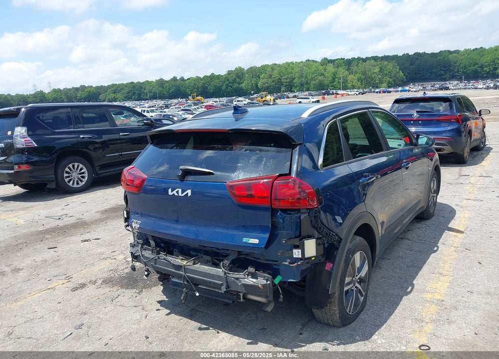 2022 KIA NIRO VIN: KNDCB3LC2N5539938