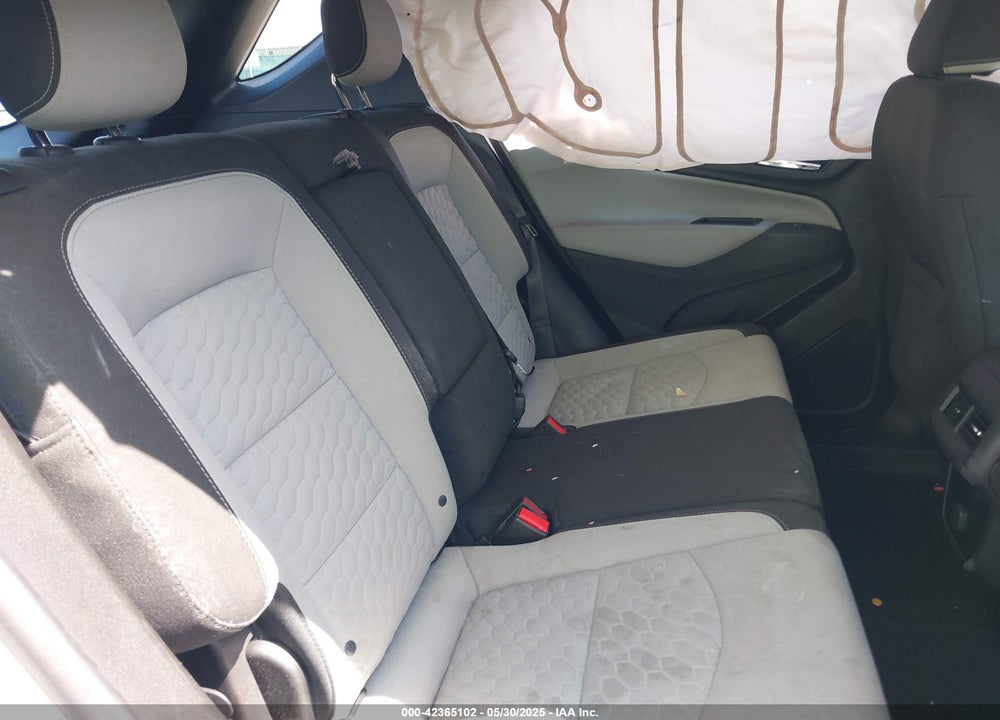 2018 CHEVROLET EQUINOX VIN: 2GNAXHEV2J6290373