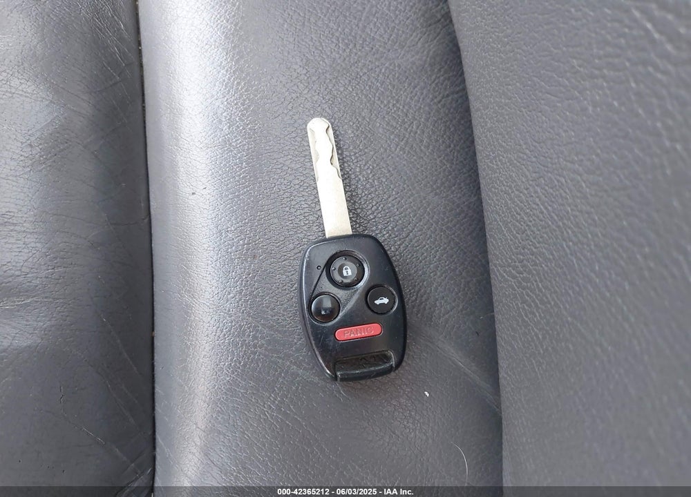 2007 HONDA ACCORD 3.0 EX VIN: 1HGCM66577A080779