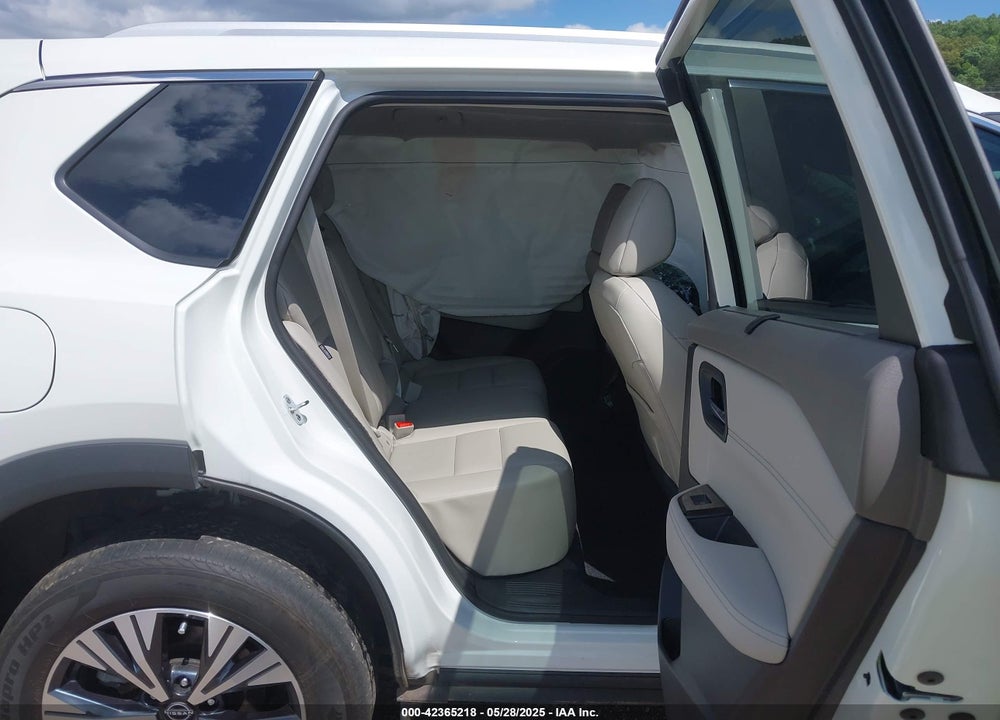 2023 NISSAN ROGUE SV INTELLIGENT AWD VIN: 5N1BT3BB5PC688744