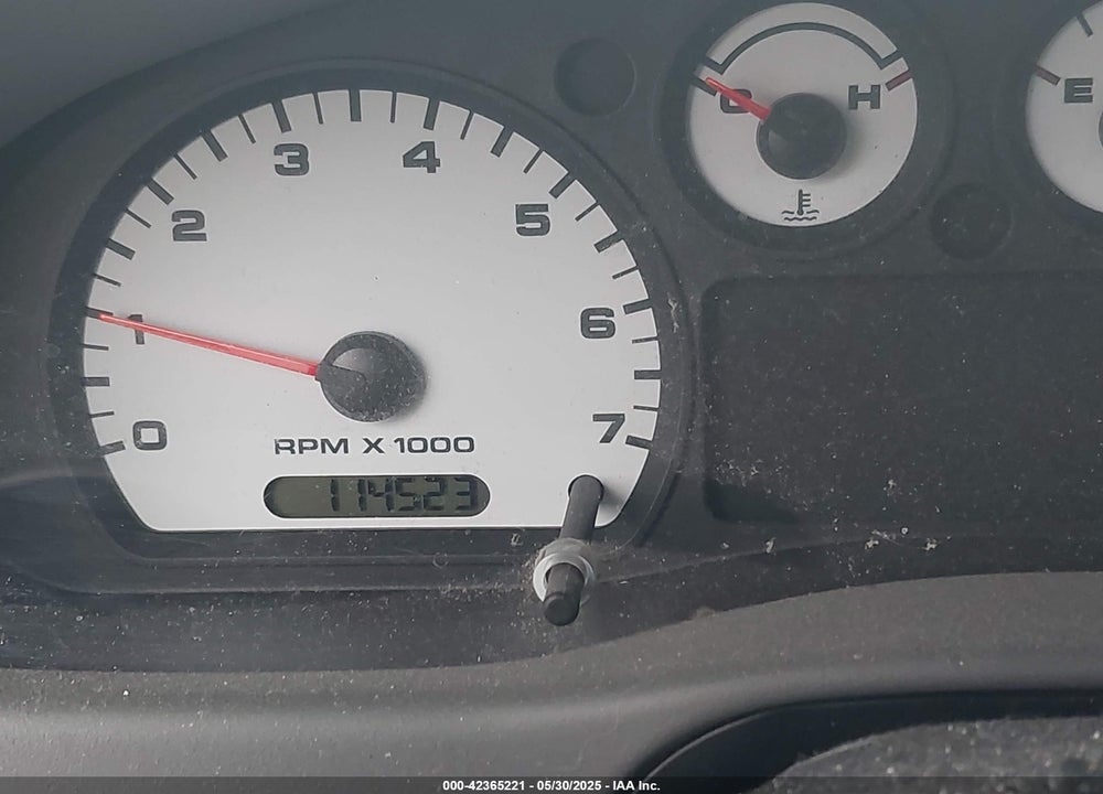 2011 FORD RANGER VIN: 1FTLR4FE0BPA77247