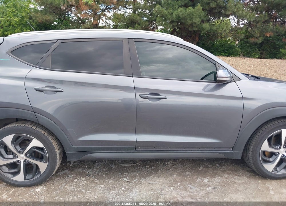2016 HYUNDAI TUCSON SPORT VIN: KM8J3CA2XGU141668