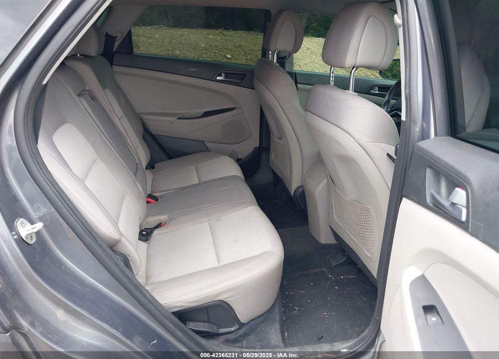 2016 HYUNDAI TUCSON SPORT VIN: KM8J3CA2XGU141668
