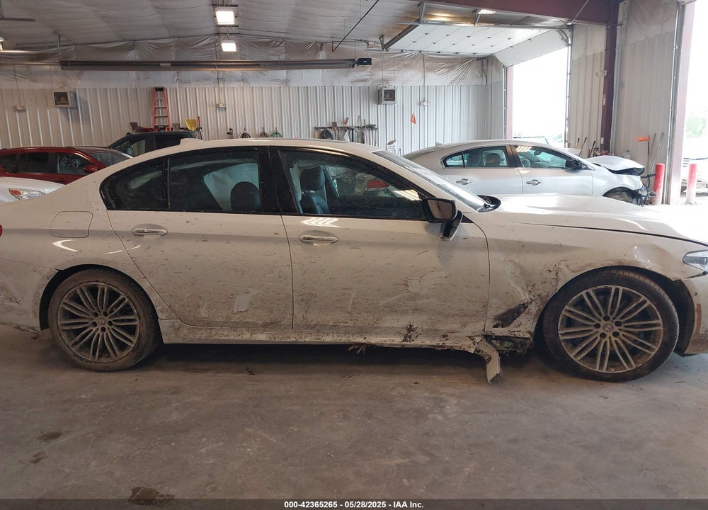 2018 BMW 5 SERIES VIN: WBAJE7C50JG891791