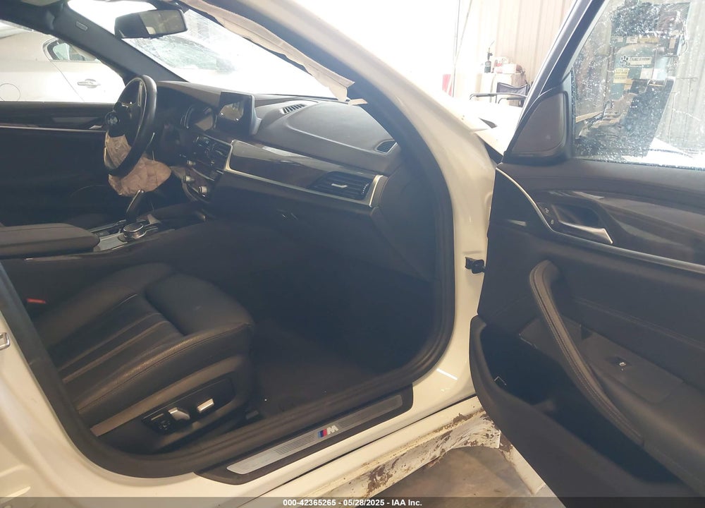 2018 BMW 5 SERIES VIN: WBAJE7C50JG891791
