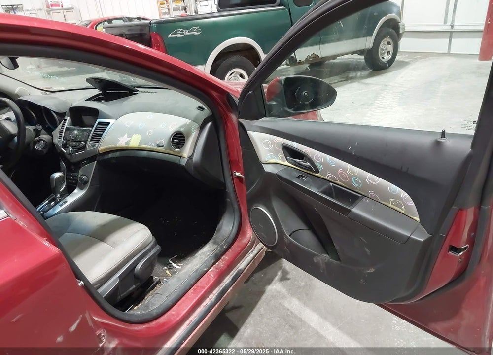 2011 CHEVROLET CRUZE VIN: 1G1PE5S94B7225887