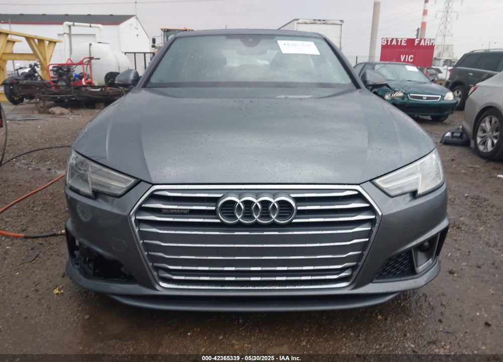 2019 AUDI A4 VIN: WAUDNAF4XKA022830