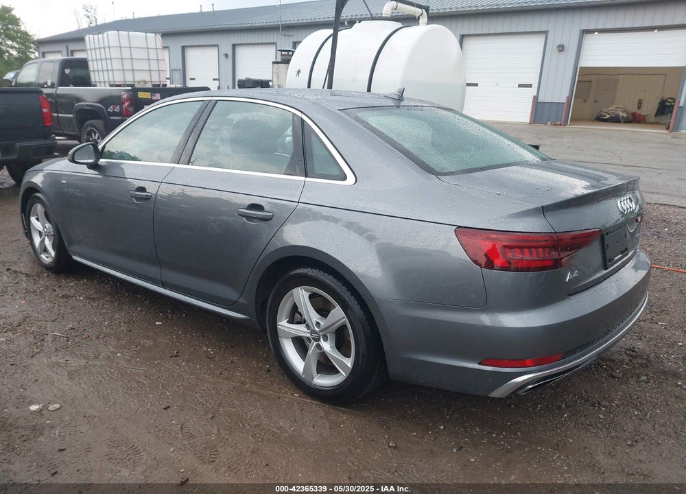2019 AUDI A4 VIN: WAUDNAF4XKA022830