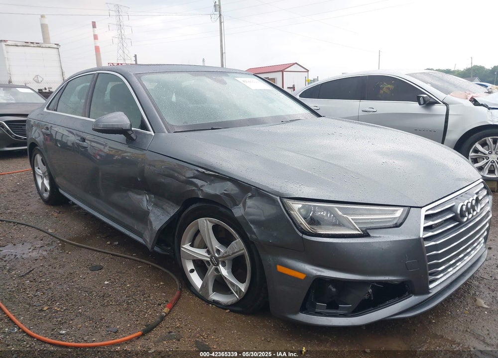 2019 AUDI A4 VIN: WAUDNAF4XKA022830