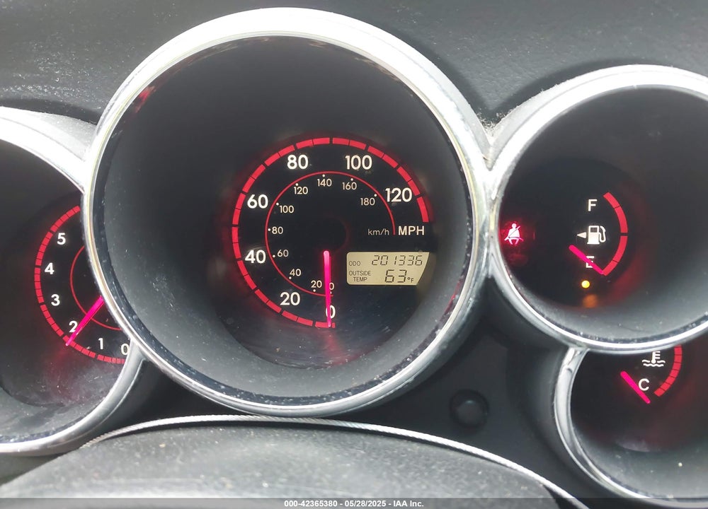 2004 PONTIAC VIBE VIN: 5Y2SL62864Z400961