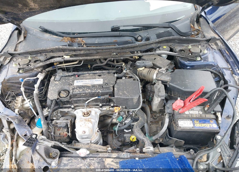2015 HONDA ACCORD VIN: 1HGCR2F58FA224333