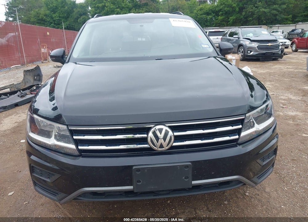 2020 VOLKSWAGEN TIGUAN VIN: 3VV1B7AX7LM102966