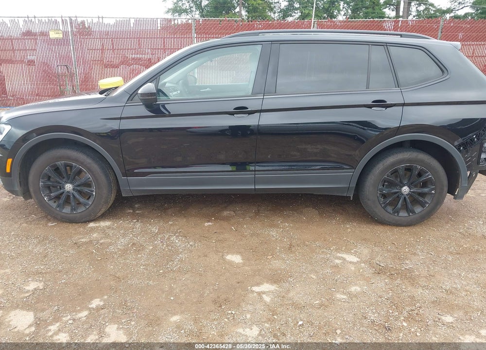 2020 VOLKSWAGEN TIGUAN VIN: 3VV1B7AX7LM102966