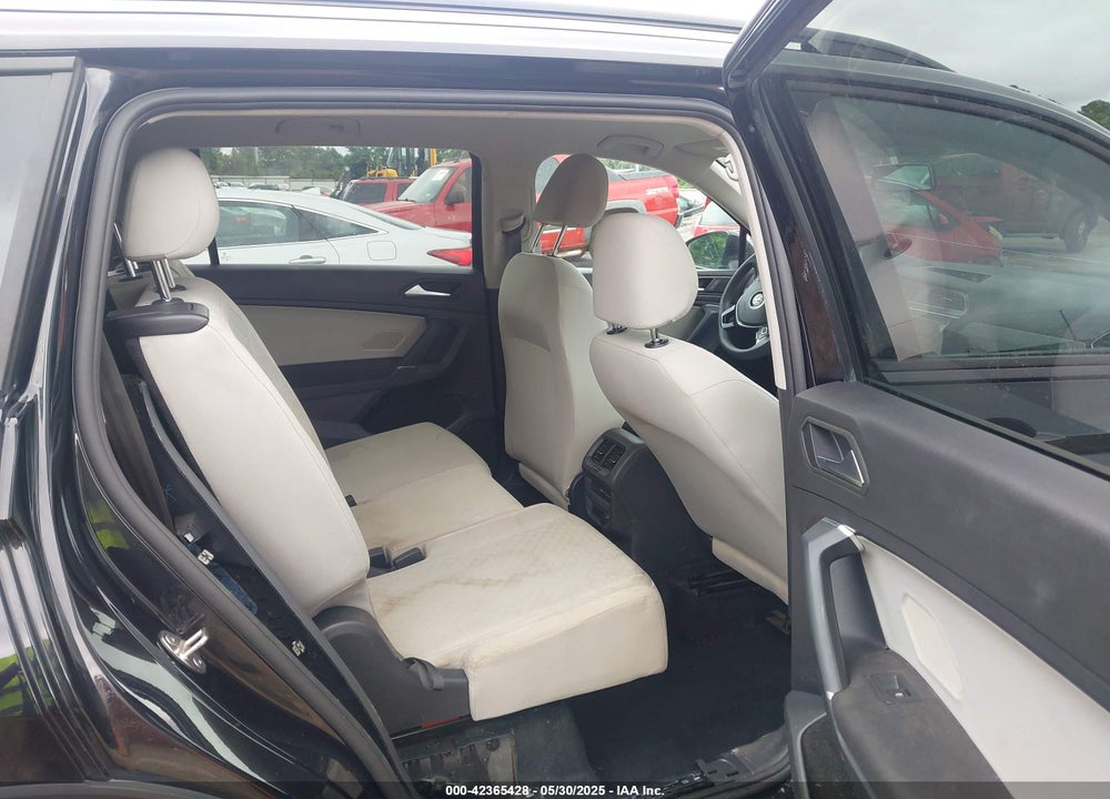 2020 VOLKSWAGEN TIGUAN VIN: 3VV1B7AX7LM102966