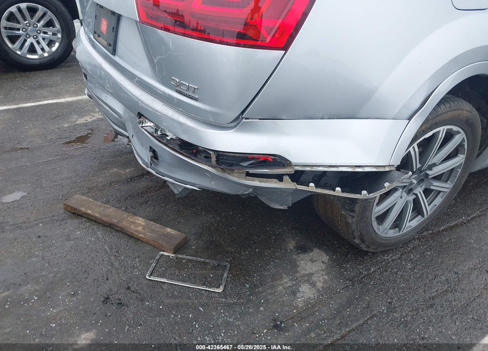 2018 AUDI Q7 VIN: WA1VAAF76JD022182