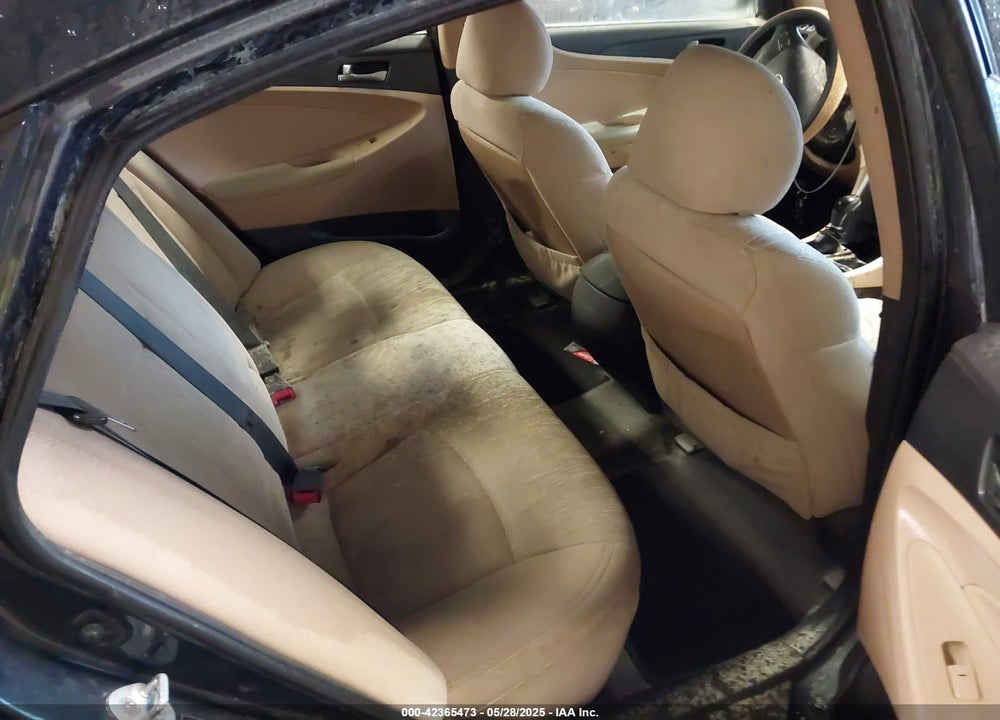 2013 HYUNDAI SONATA VIN: 5NPEB4AC9DH637350