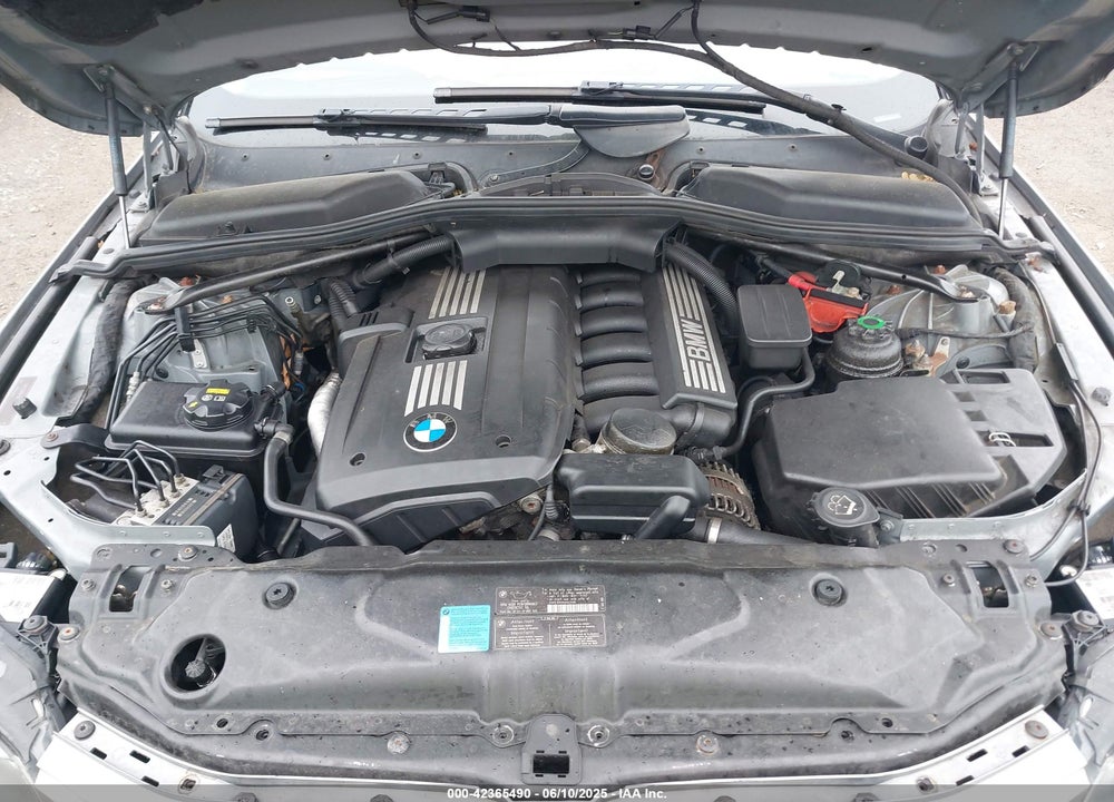 2008 BMW 528XI VIN: WBANV13598BZ47782
